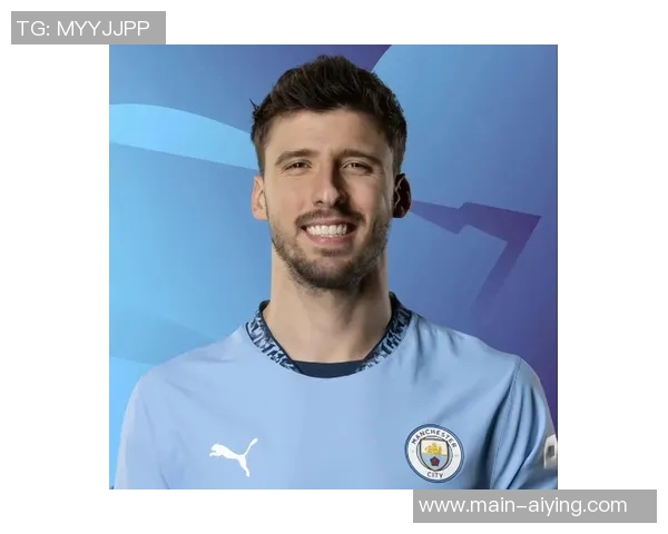 哈兰德晒曼城配色圣诞帽庆祝照为2025年胜利收官添彩 哈兰德晒曼城配色圣诞帽庆祝照为2025年胜利收官添彩